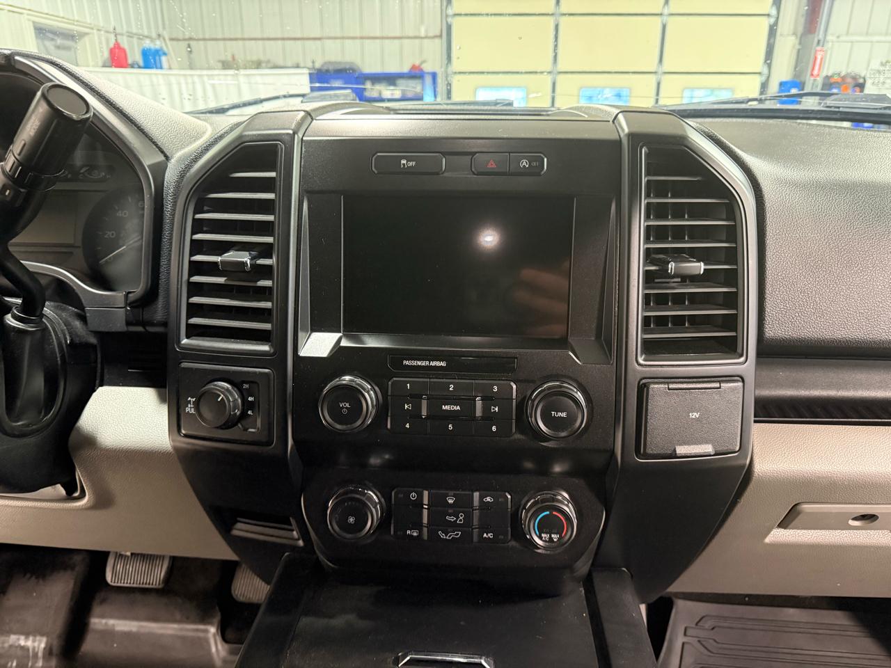 Ford F-150 4WD SuperCrew 145" XL 2020