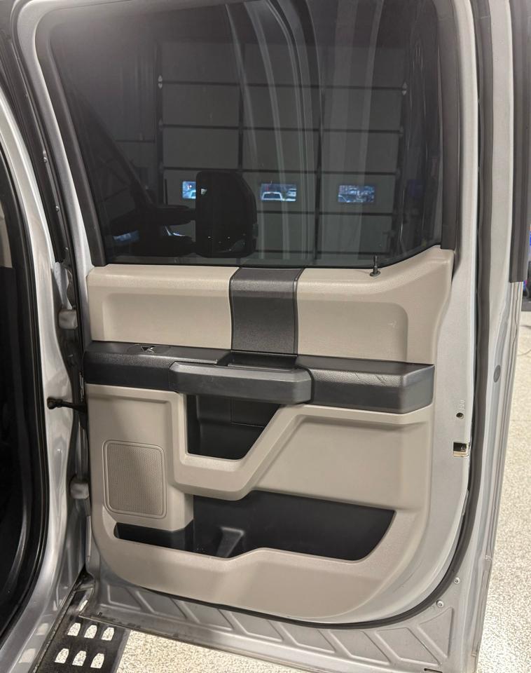 Ford F-150 4WD SuperCrew 145" XL 2020