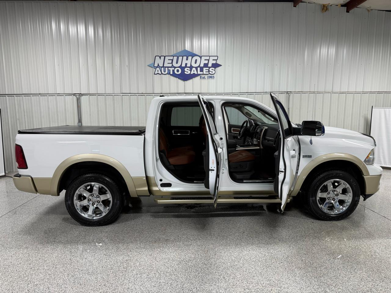 RAM 1500 4WD Crew Cab 140.5" Laramie Longhorn Edition 2012