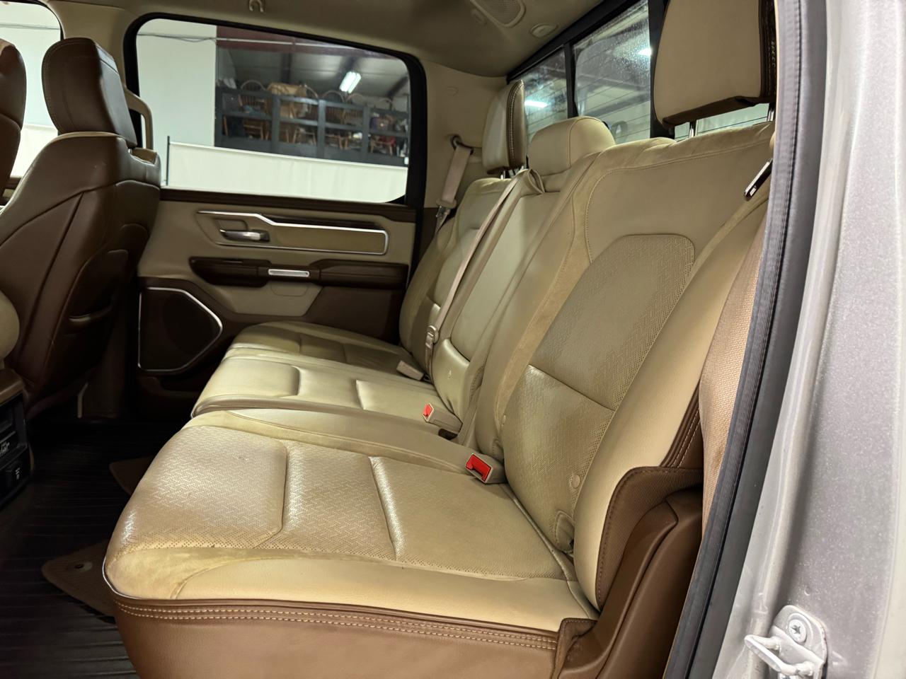 RAM 1500 Laramie 4x4 Crew Cab 6'4" Box 2019