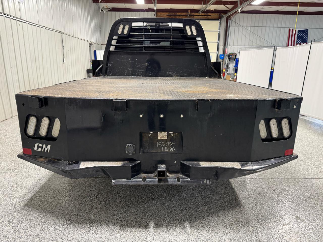 Ford Super Duty F-350 DRW Lariat 4WD Crew Cab 179" WB 60" CA 2019