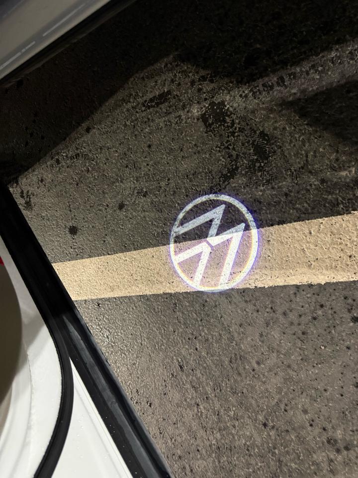 Volkswagen Atlas 2021.5 3.6L V6 SEL R-Line FWD 2021