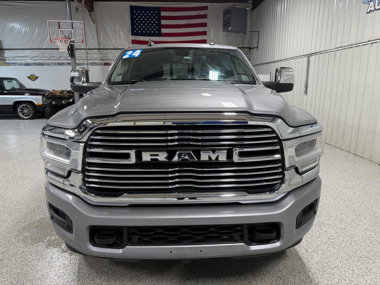 RAM 2500 Laramie 4x4 Crew Cab 6'4" Box 2024