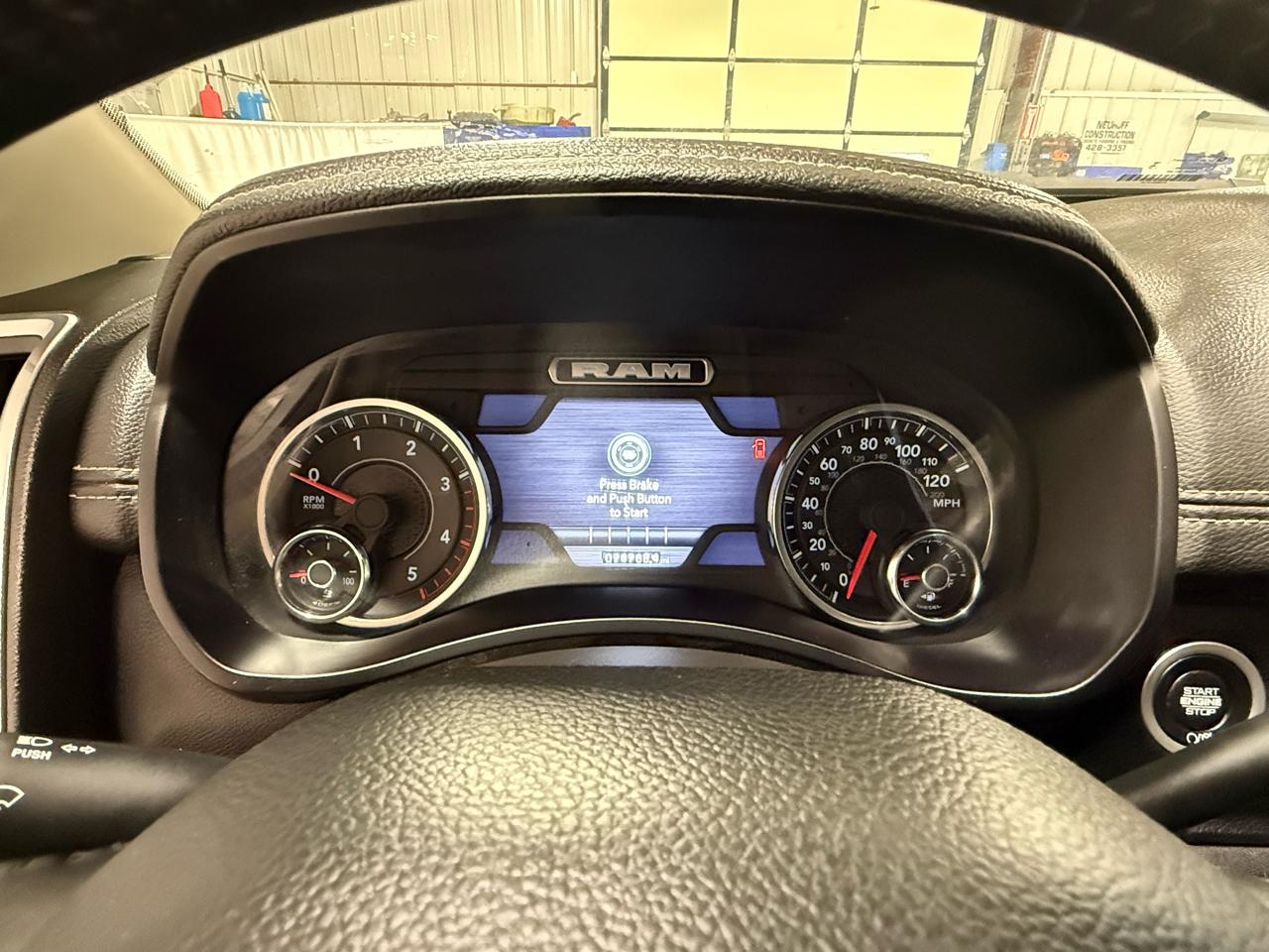 RAM 2500 Laramie 4x4 Crew Cab 6'4" Box 2024