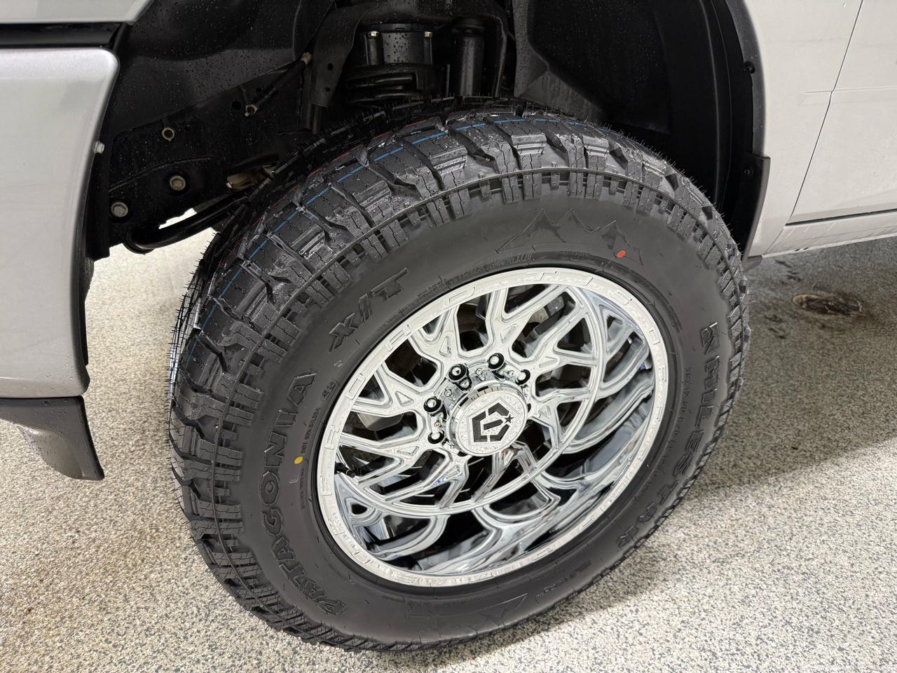 RAM 2500 Laramie 4x4 Crew Cab 6'4" Box 2024