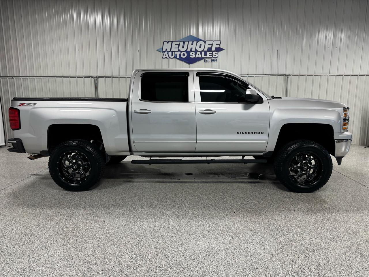 2015 Chevrolet Silverado 1500 4WD Crew Cab 143.5" LT w/1LT