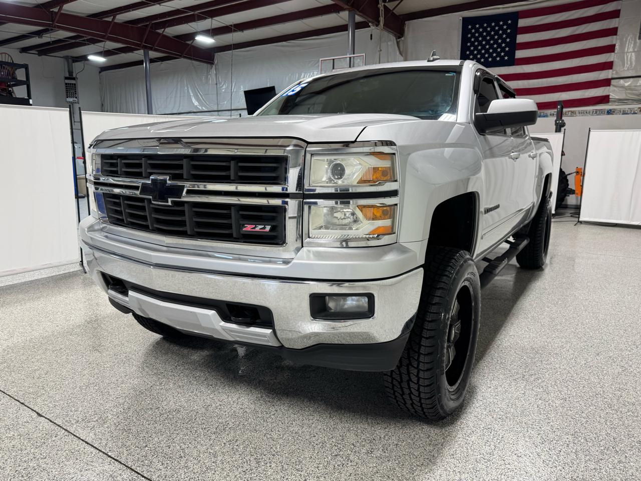 Chevrolet Silverado 1500 4WD Crew Cab 143.5" LT w/1LT 2015