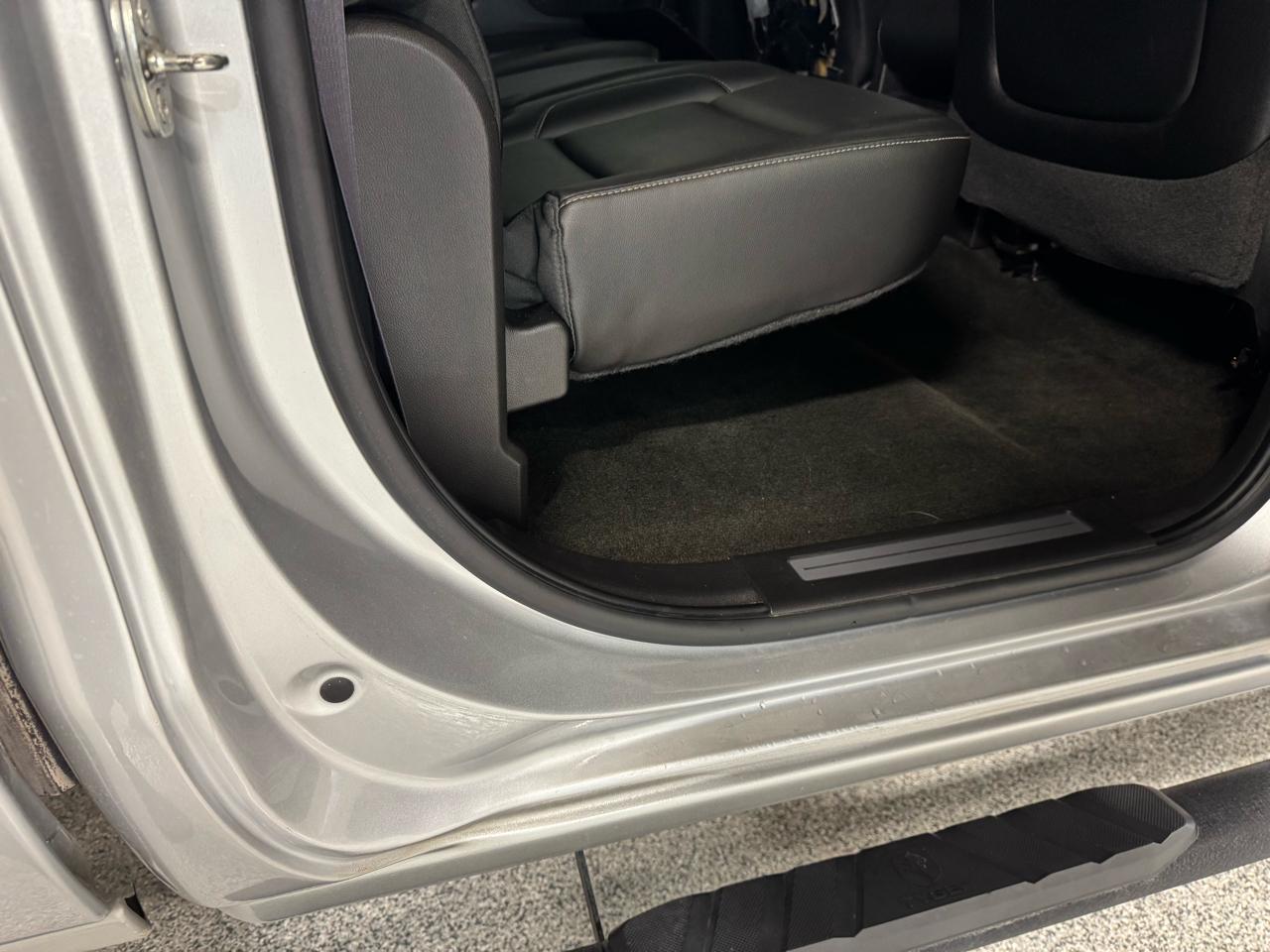 Chevrolet Silverado 1500 4WD Crew Cab 143.5" LT w/1LT 2015