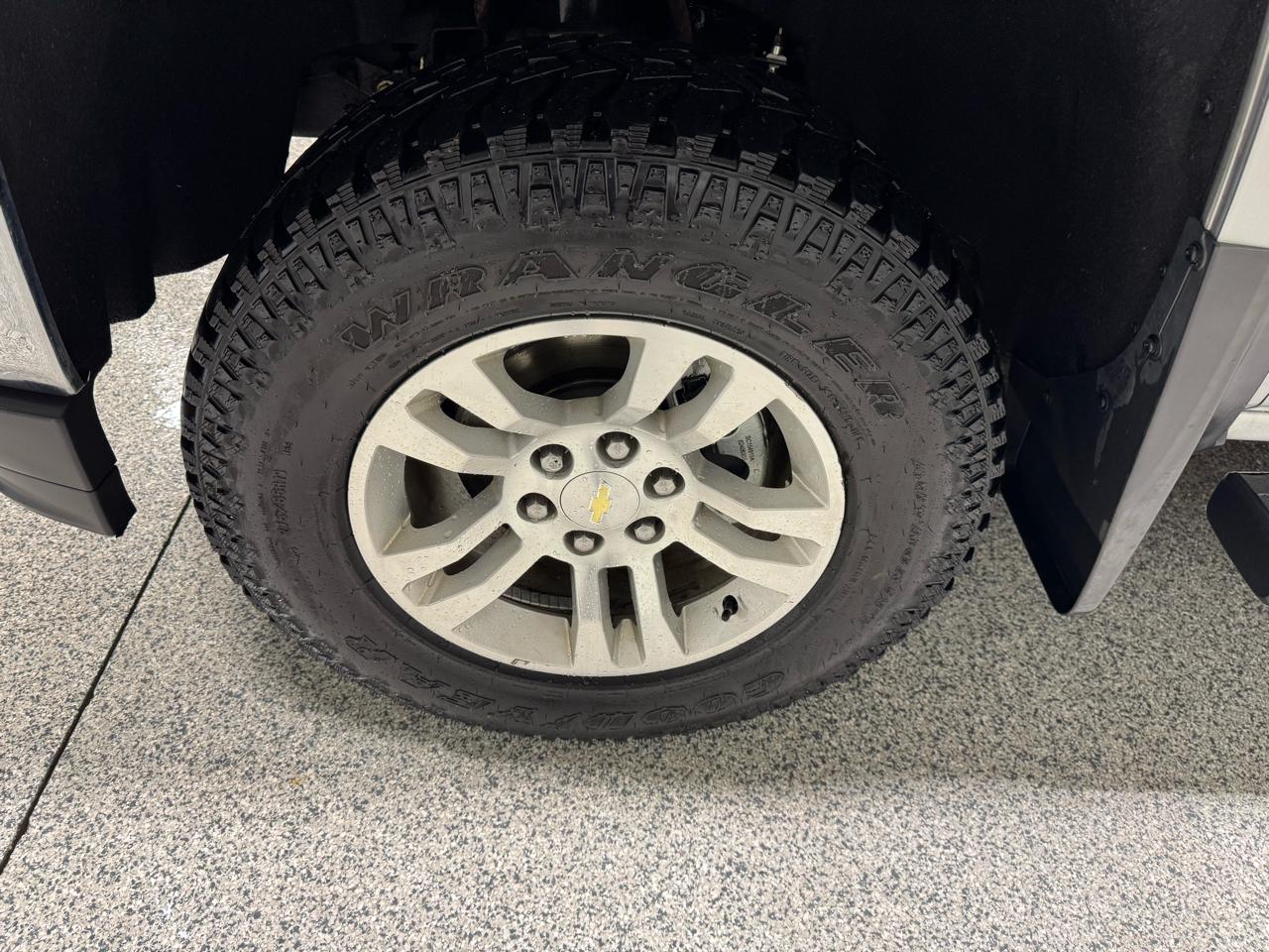 Chevrolet Silverado 1500 4WD Crew Cab 143.5" LT w/1LT 2018