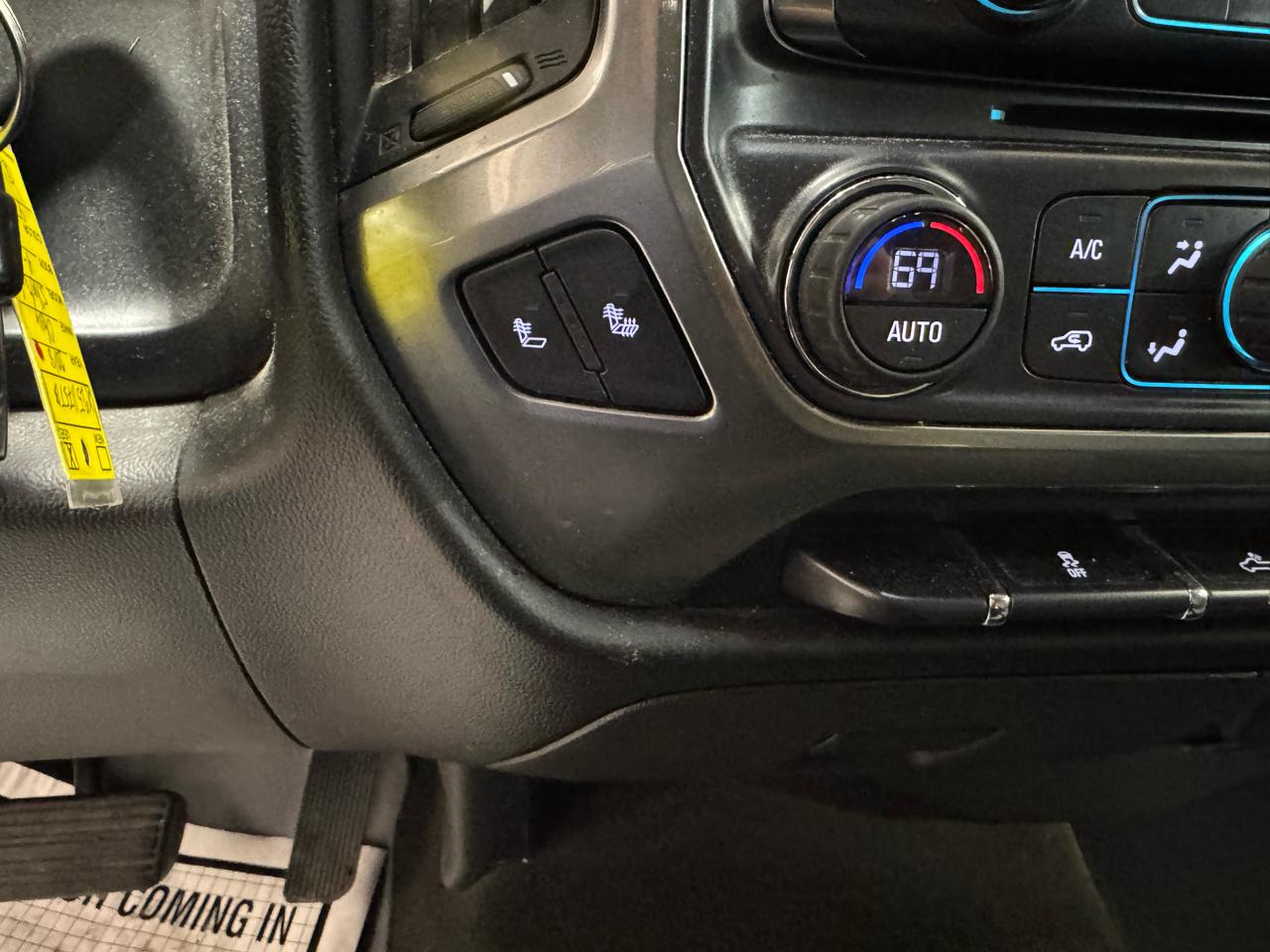 Chevrolet Silverado 1500 4WD Crew Cab 143.5" LT w/1LT 2018