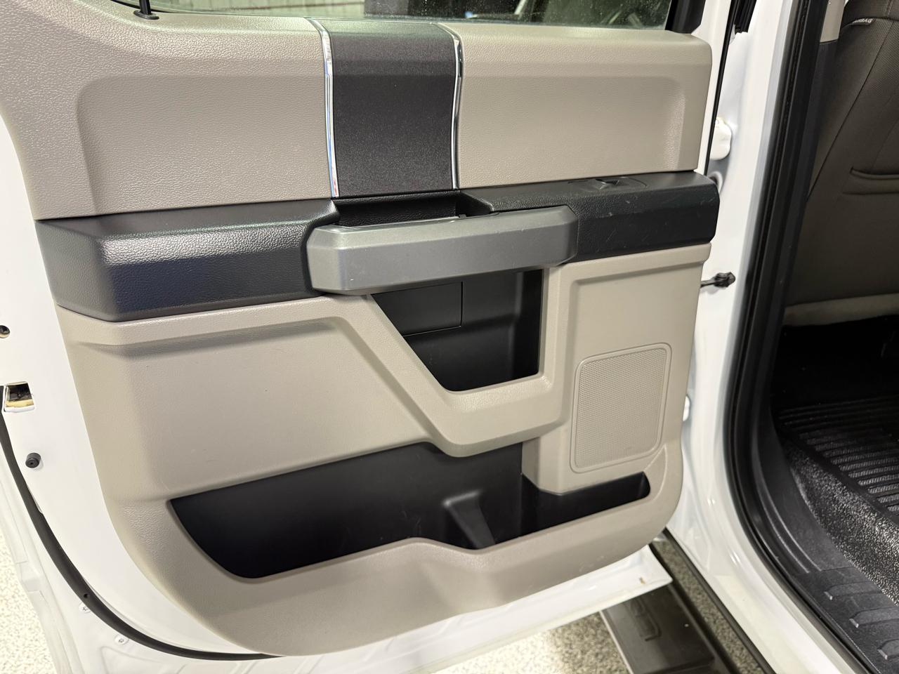 Ford Super Duty F-250 SRW XLT 4WD Crew Cab 6.75' Box 2018