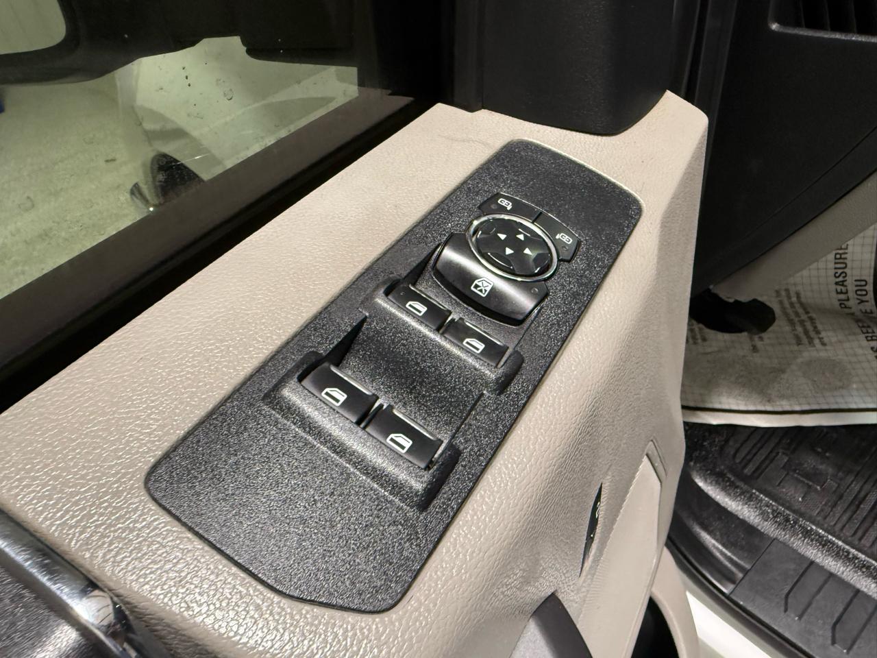 Ford Super Duty F-250 SRW XLT 4WD Crew Cab 6.75' Box 2018