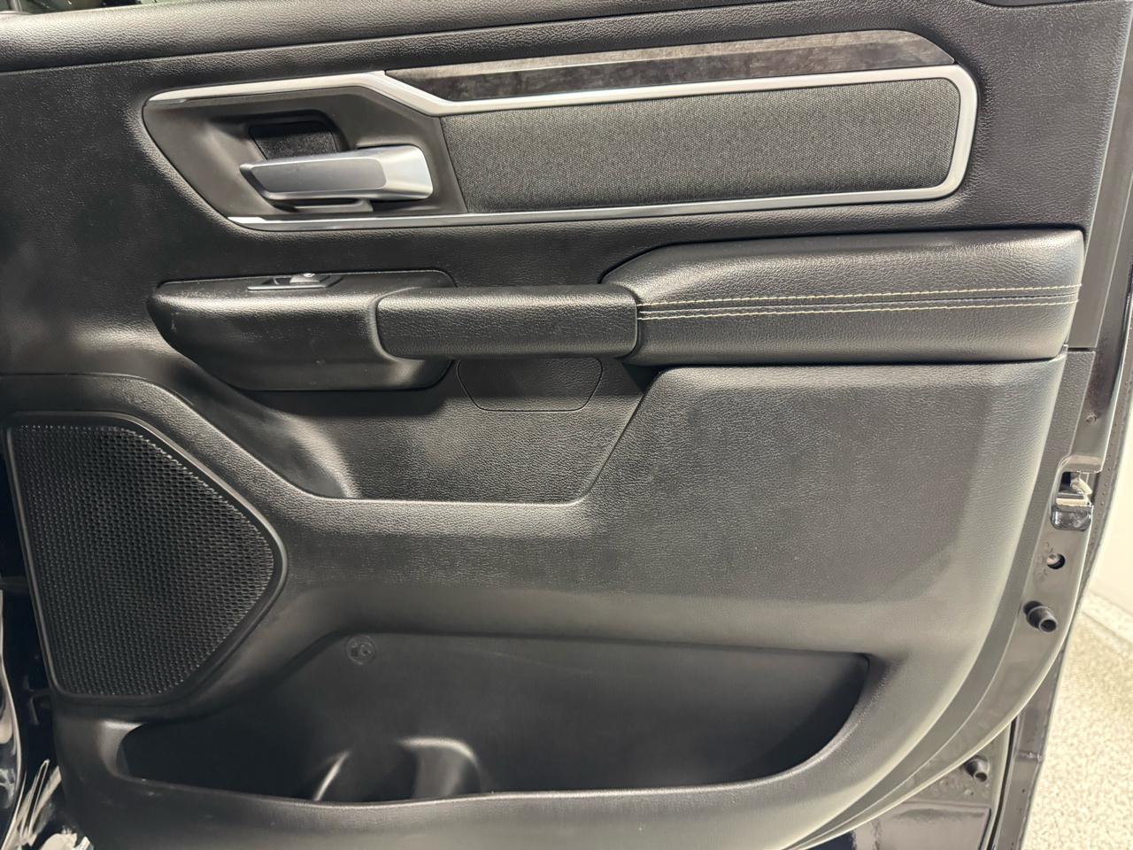 RAM 1500 Big Horn/Lone Star 4x4 Crew Cab 5'7" Box 2019