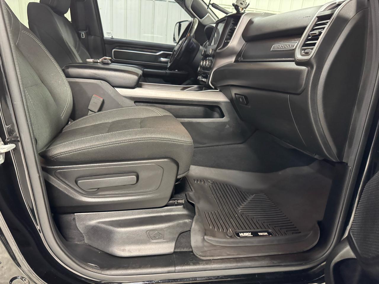 RAM 1500 Big Horn/Lone Star 4x4 Crew Cab 5'7" Box 2019