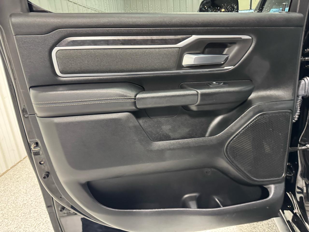 RAM 1500 Big Horn/Lone Star 4x4 Crew Cab 5'7" Box 2019