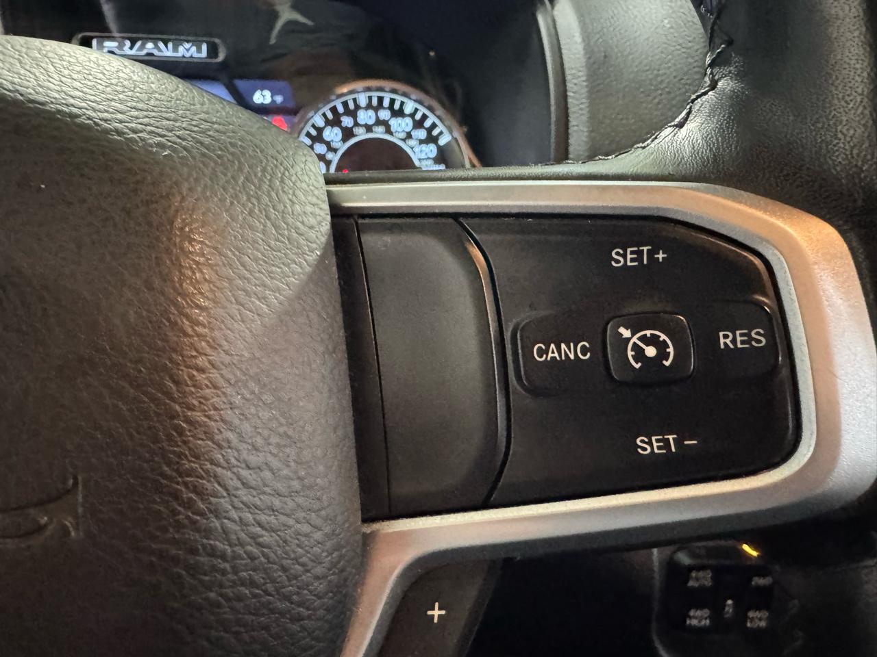 RAM 1500 Big Horn/Lone Star 4x4 Crew Cab 5'7" Box 2019