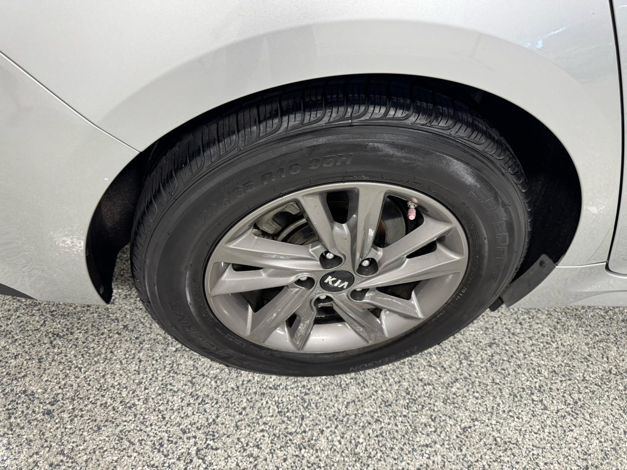 Kia Optima LX Auto 2020