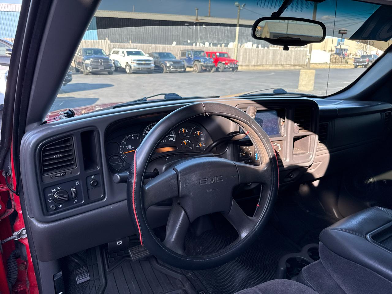 GMC Sierra 1500 Classic 2WD Reg Cab 119.0" Work Truck 2007