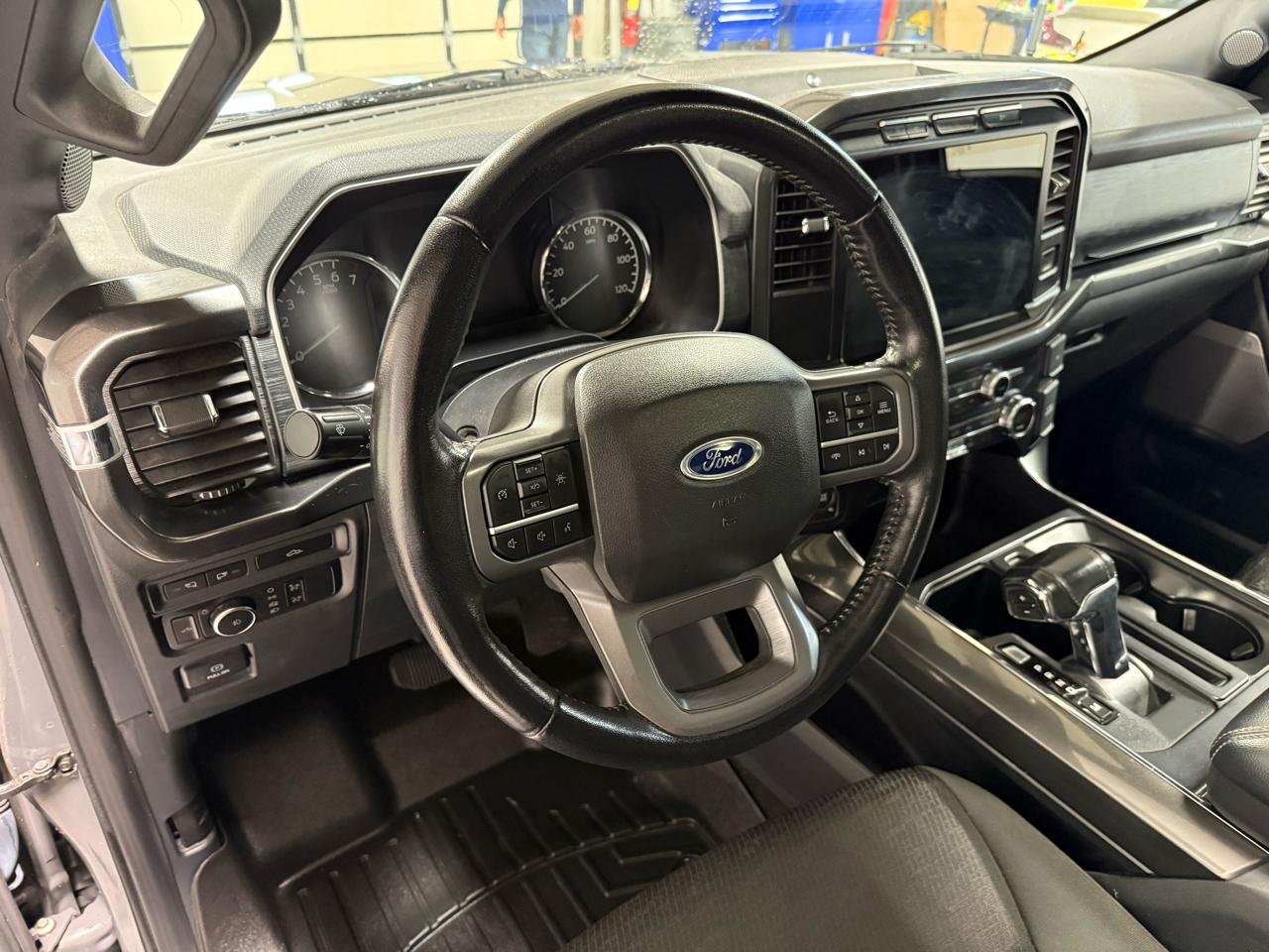 Ford F-150 4WD SuperCrew 145" XLT 2021