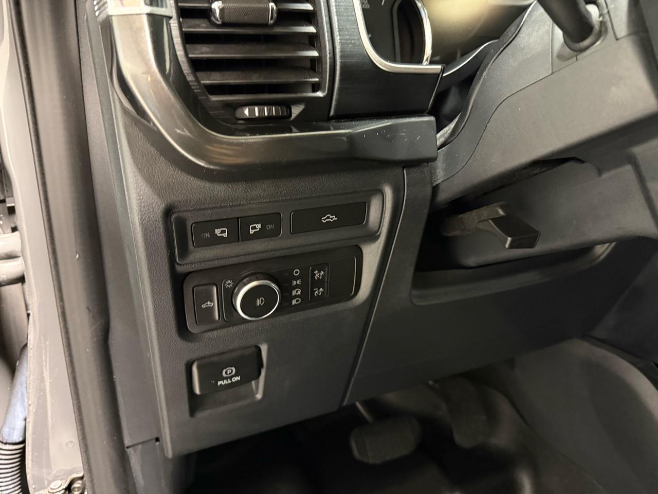 Ford F-150 4WD SuperCrew 145" XLT 2021