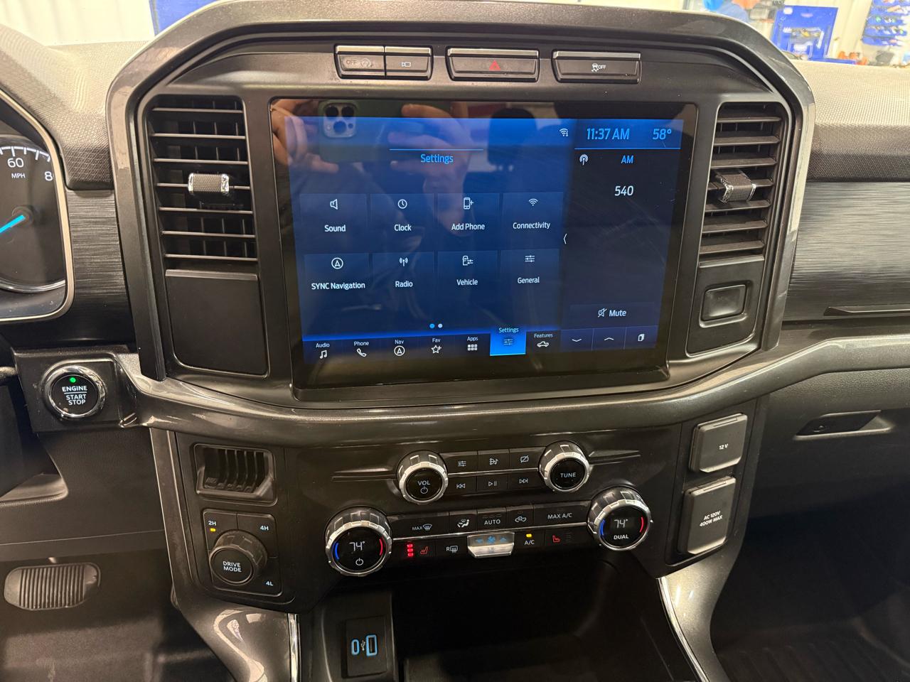 Ford F-150 4WD SuperCrew 145" XLT 2021