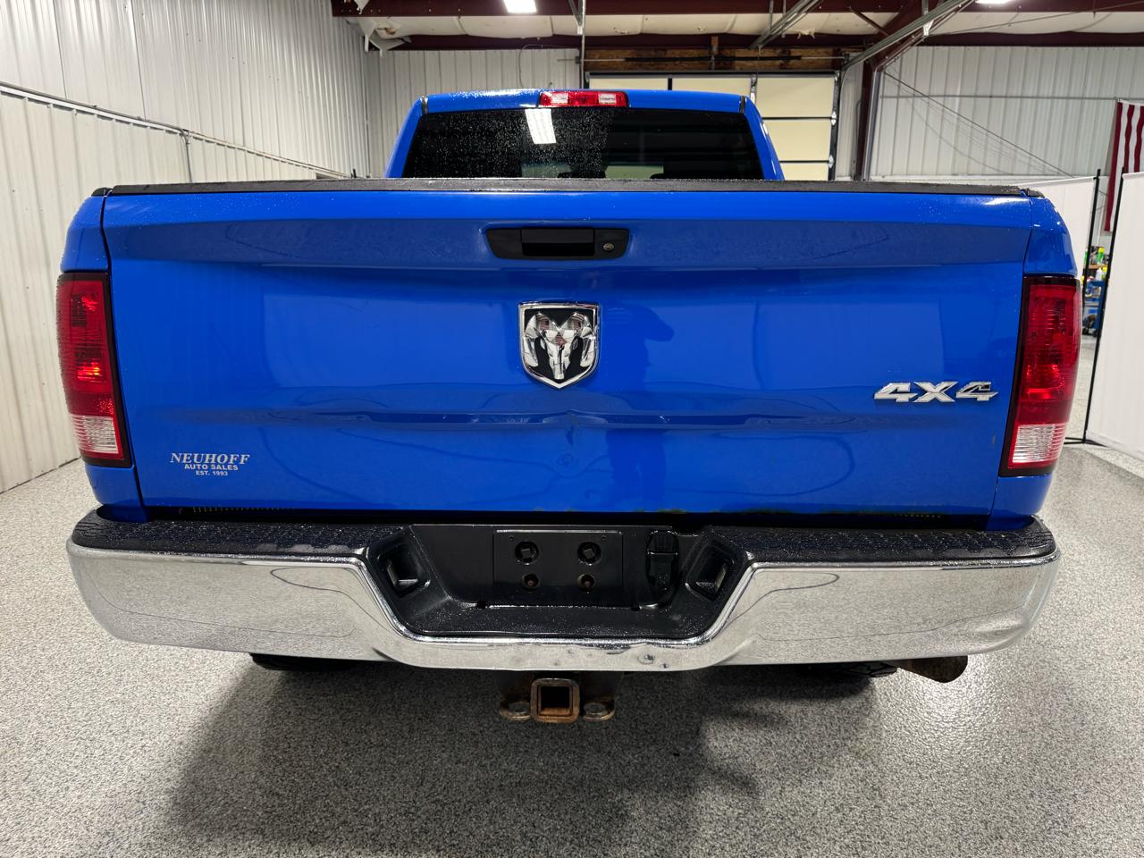 RAM 2500 Tradesman 4x4 Crew Cab 6'4" Box 2017