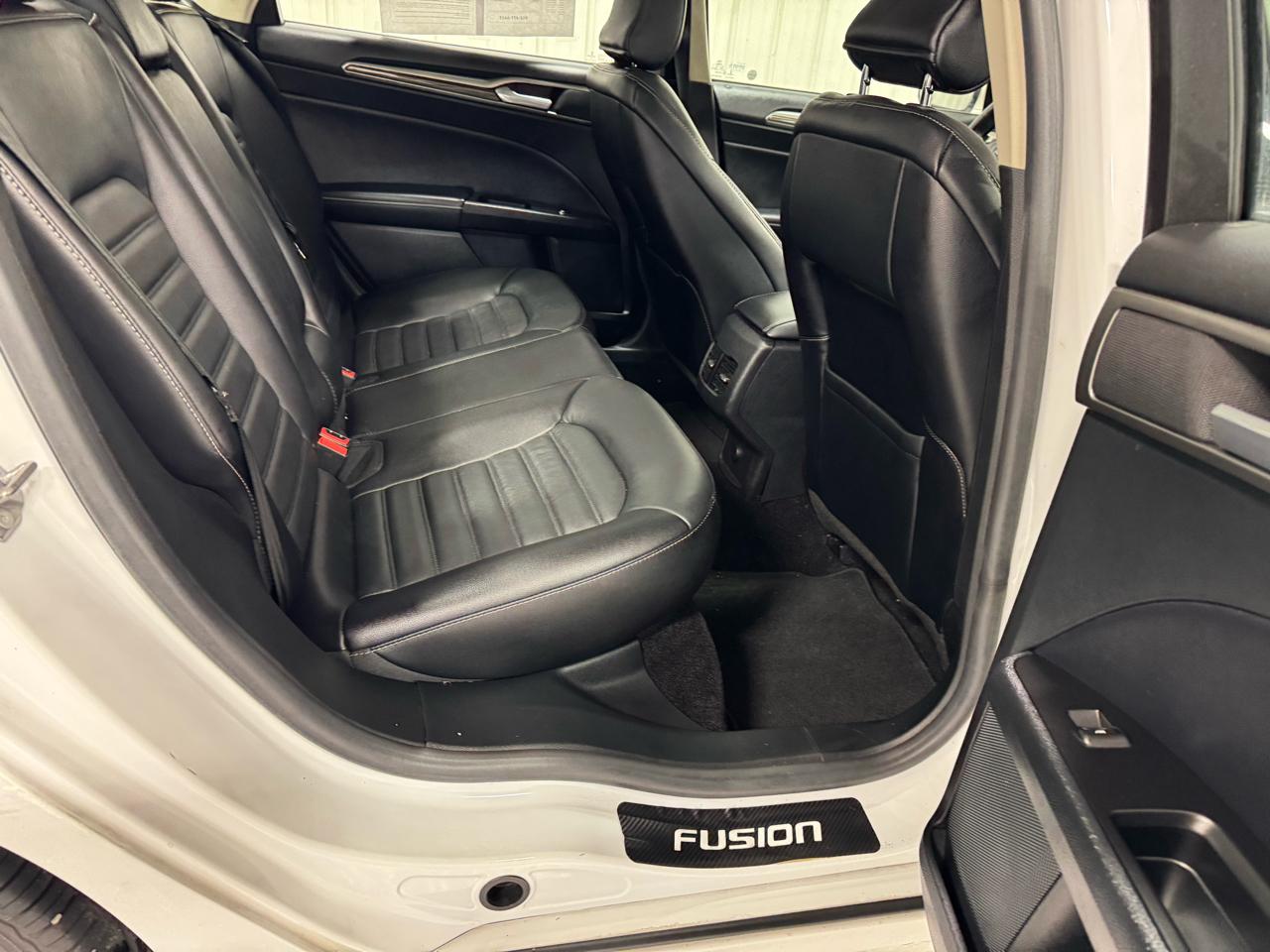 Ford Fusion SE FWD 2017