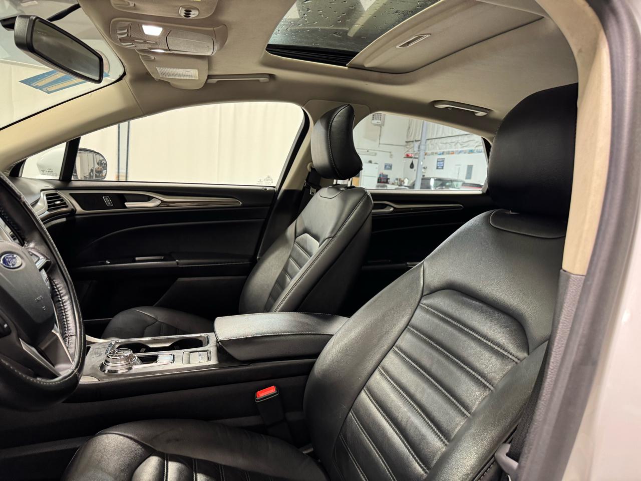 Ford Fusion SE FWD 2017