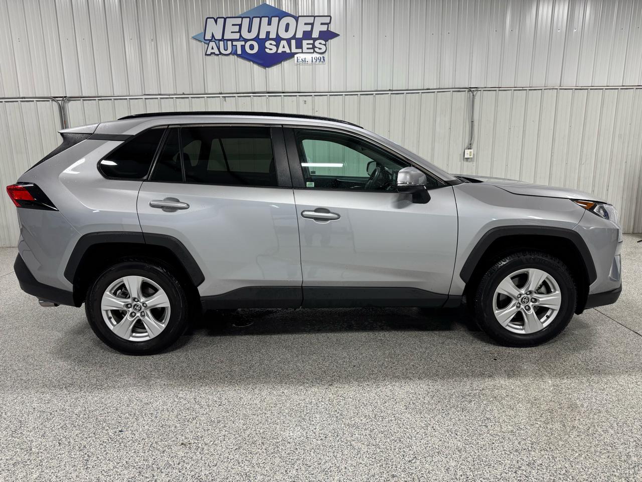 2021 Toyota RAV4 XLE AWD (Natl)