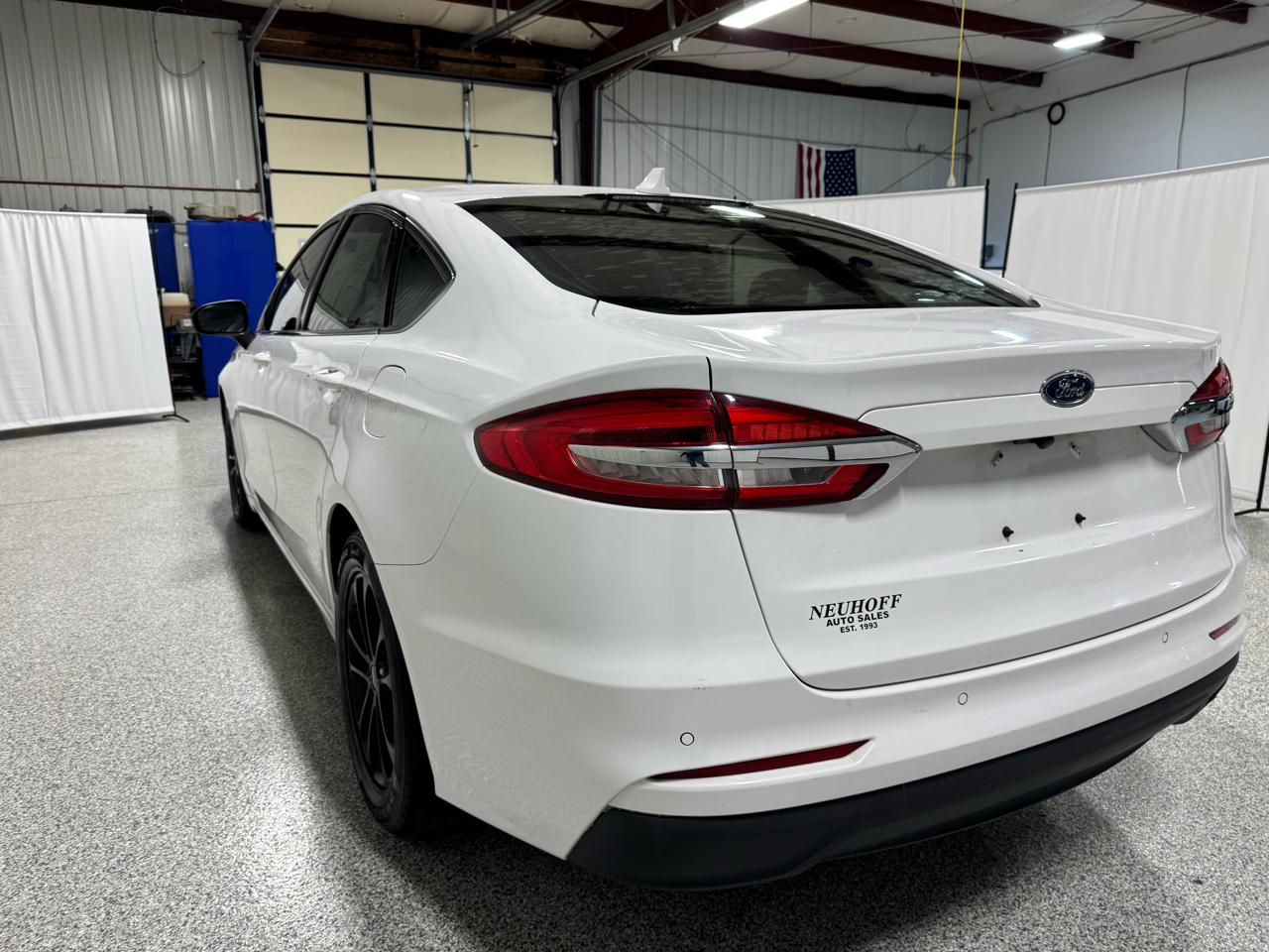 Ford Fusion SE FWD 2020