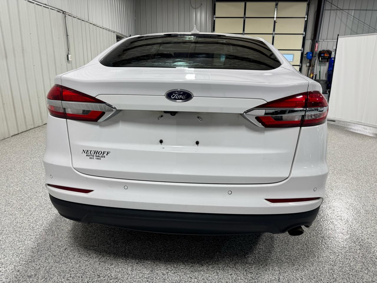 Ford Fusion SE FWD 2020