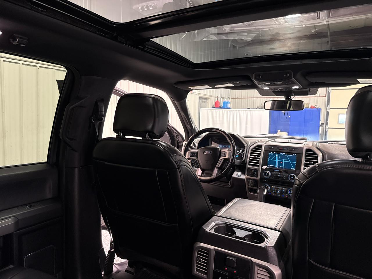 Ford F-150 Platinum 4WD SuperCrew 5.5' Box 2018