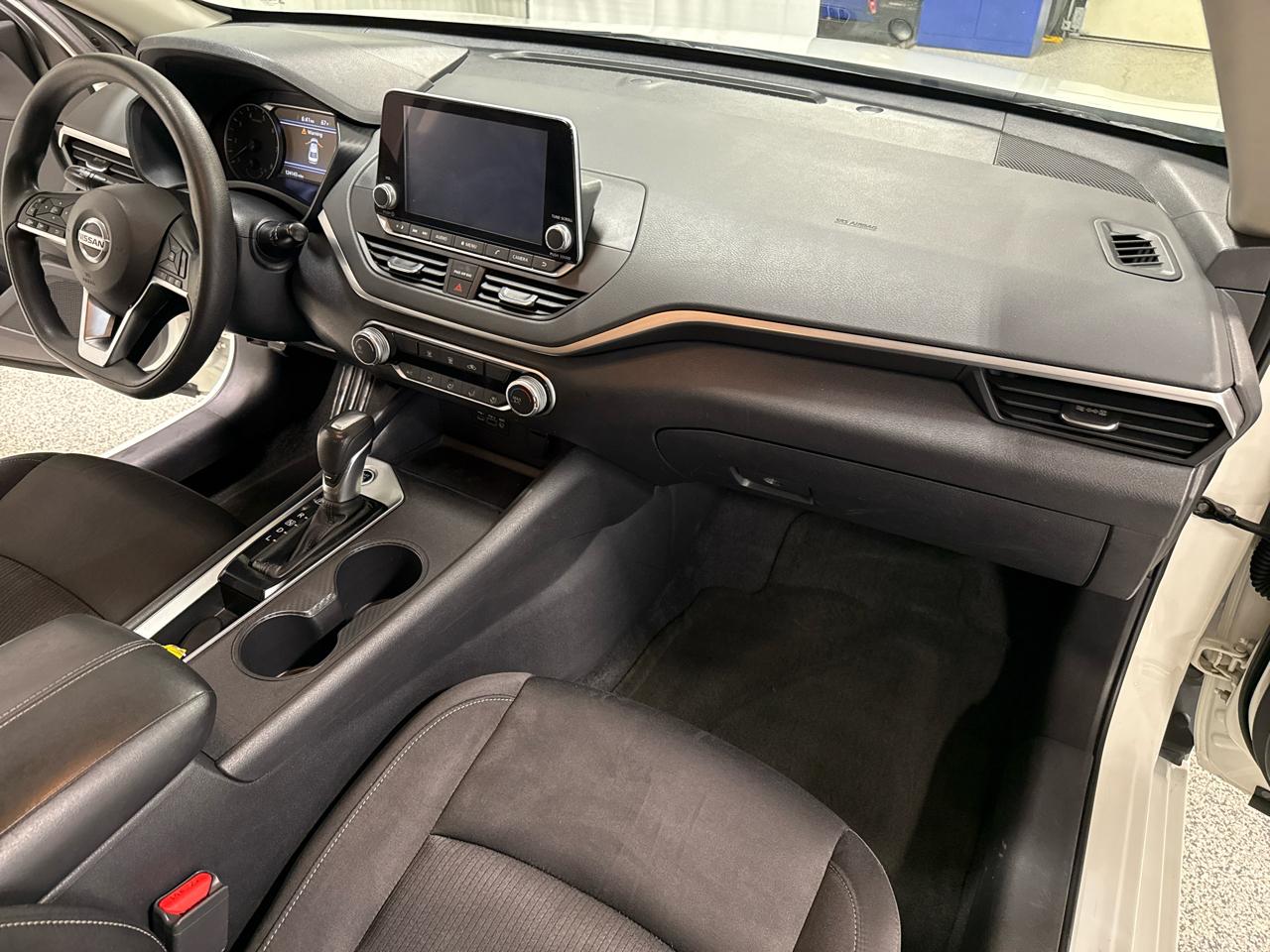 Nissan Altima 2.5 S Sedan 2020