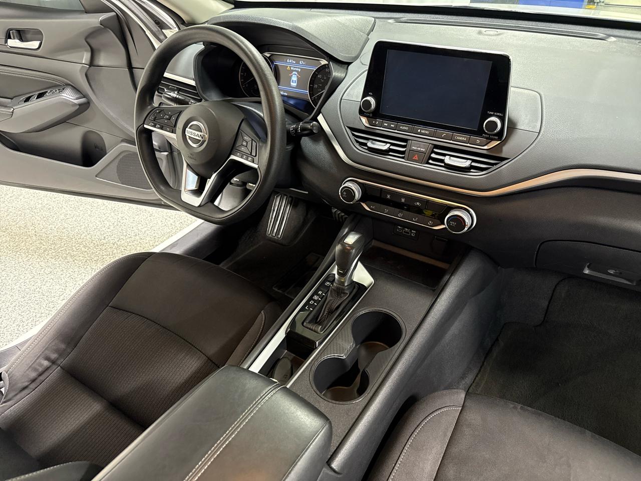 Nissan Altima 2.5 S Sedan 2020