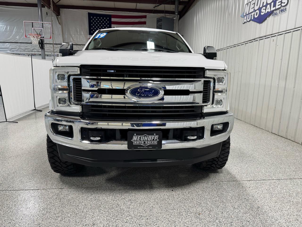 2019 Ford Super Duty F-250 SRW XLT 4WD Crew Cab 6.75' Box