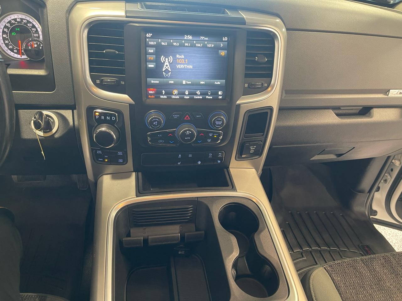 RAM 1500 Classic Big Horn 4x4 Crew Cab 5'7" Box 2019