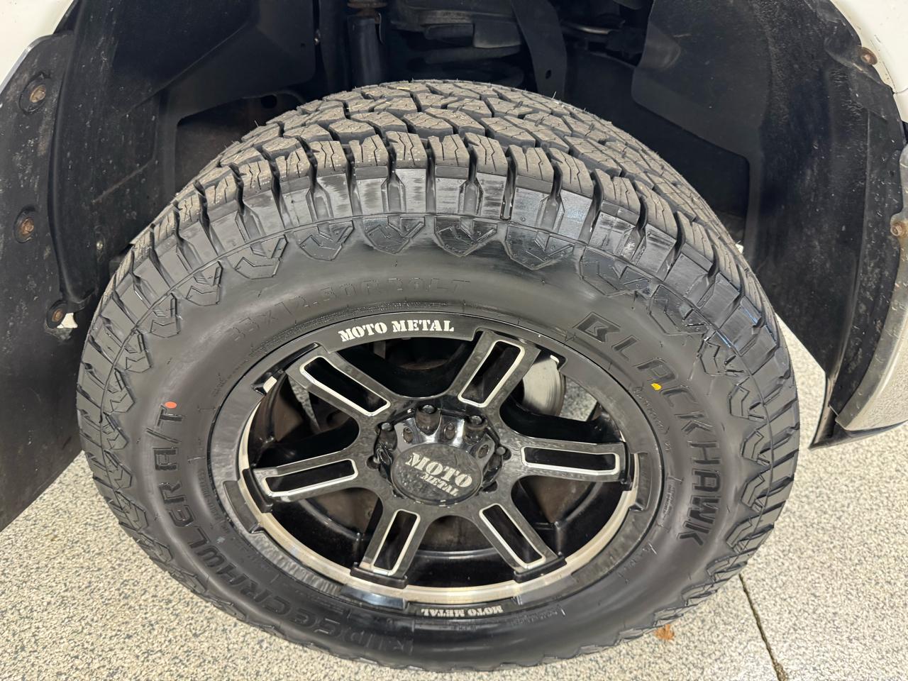 RAM 2500 SLT 4x4 Crew Cab 6'4" Box 2017