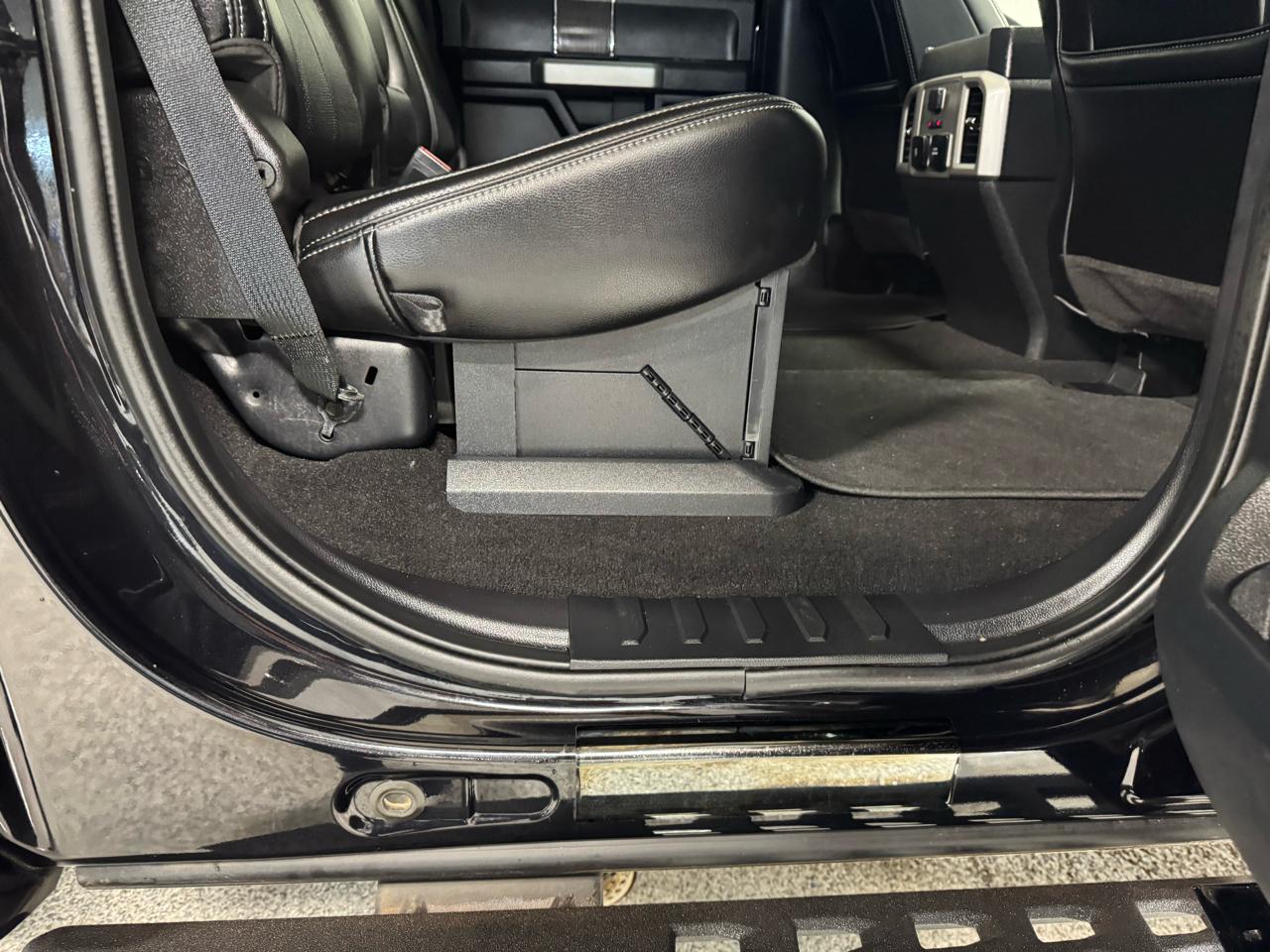 Ford Super Duty F-250 SRW Lariat 4WD Crew Cab 6.75' Box 2020