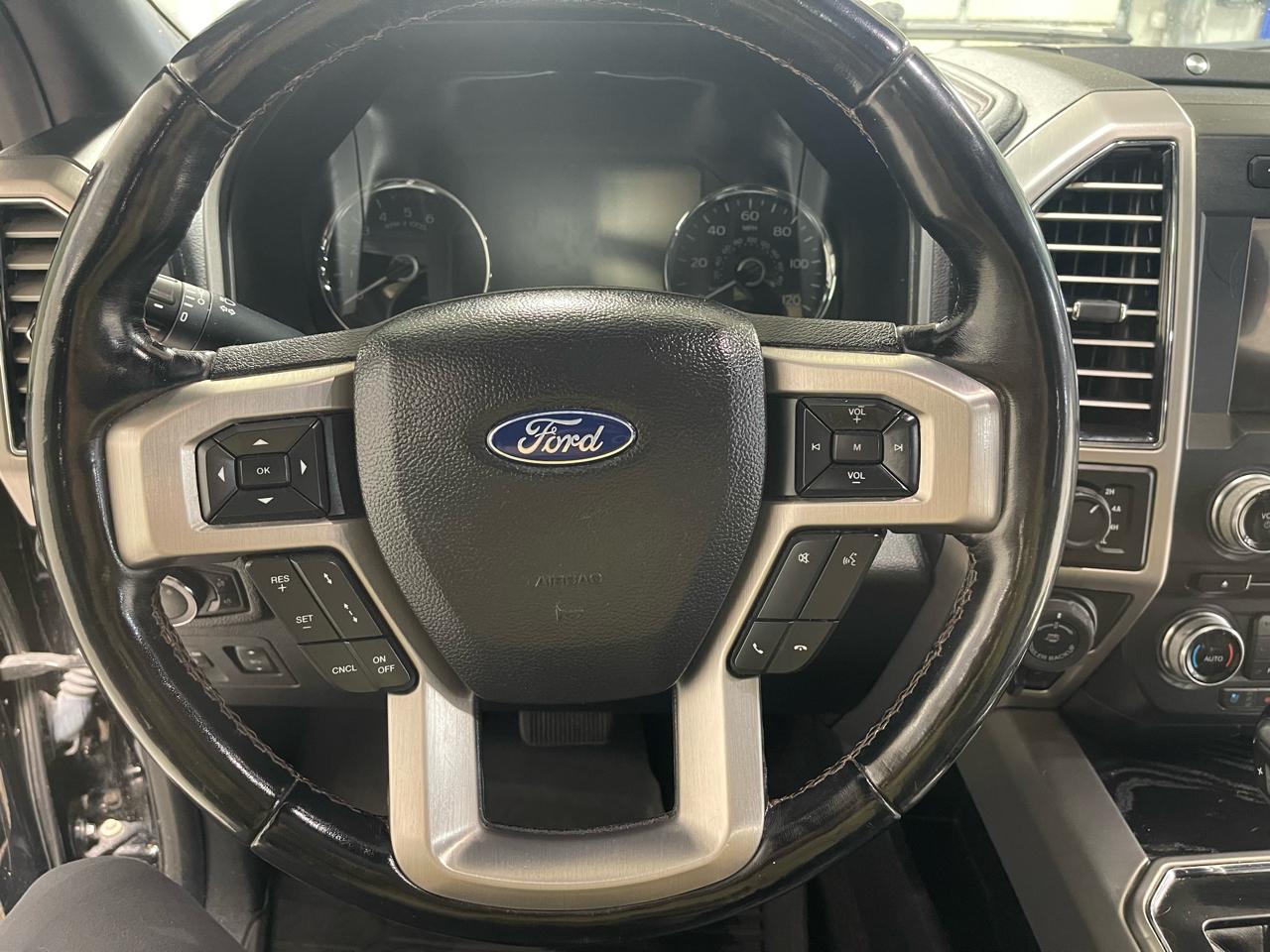 Ford F-150 Platinum 4WD SuperCrew 5.5' Box 2018