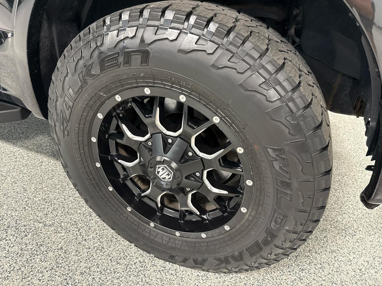 Ford F-150 4WD SuperCrew 157" Lariat 2015