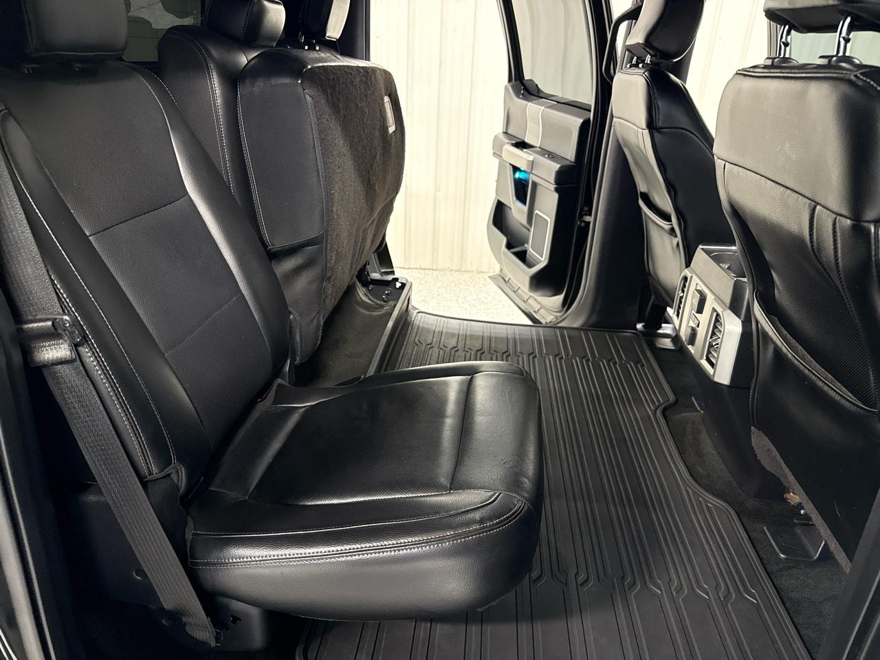 Ford F-150 4WD SuperCrew 157" Lariat 2015