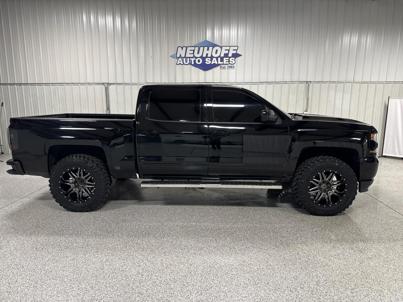 2017 Chevrolet Silverado 1500 4WD Crew Cab 143.5" LT w/2LT