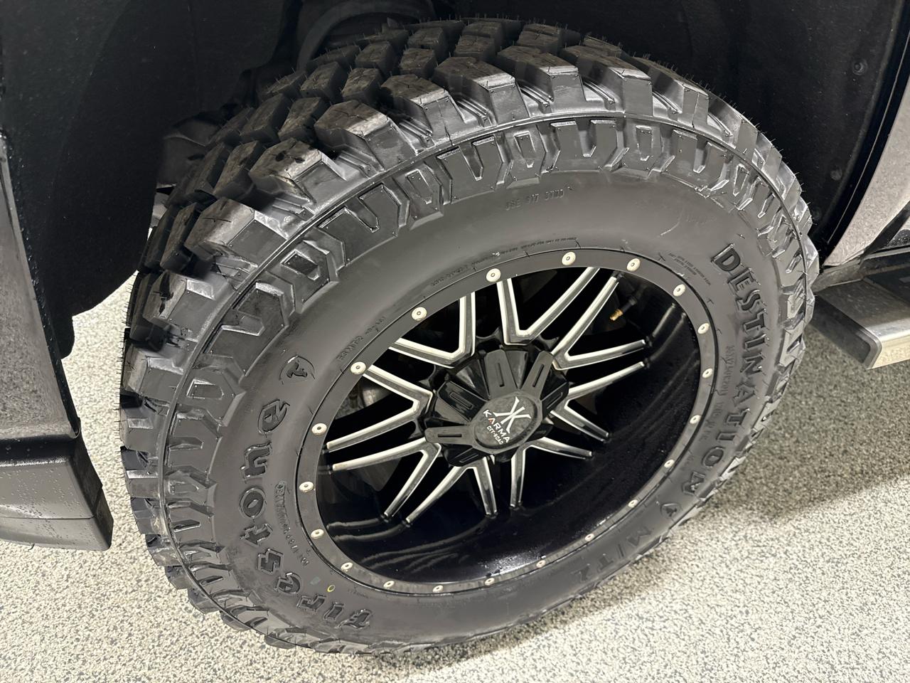 Chevrolet Silverado 1500 4WD Crew Cab 143.5" LT w/2LT 2017