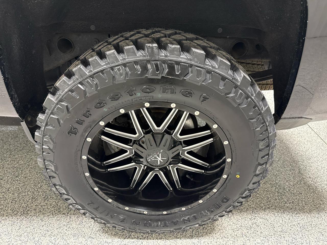 Chevrolet Silverado 1500 4WD Crew Cab 143.5" LT w/2LT 2017