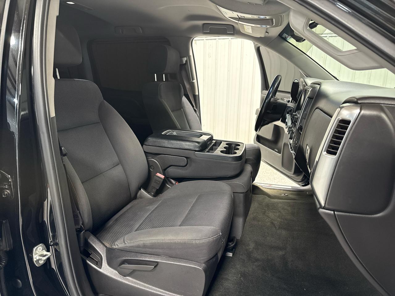 Chevrolet Silverado 1500 4WD Crew Cab 143.5" LT w/2LT 2017