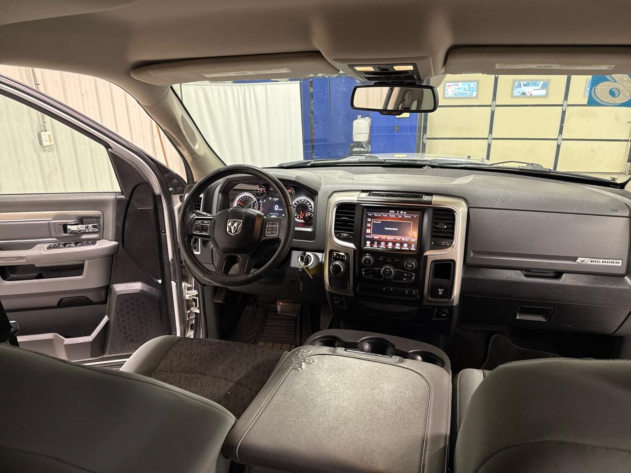 RAM 1500 2WD Crew Cab 140.5" Big Horn 2016