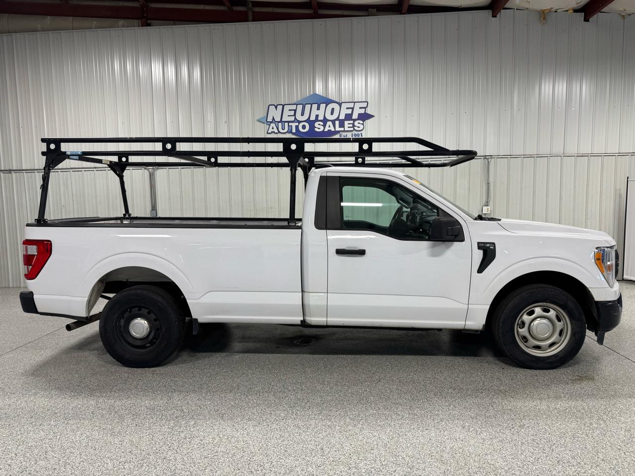 Ford F-150 XLT 2WD Reg Cab 8' Box 2021