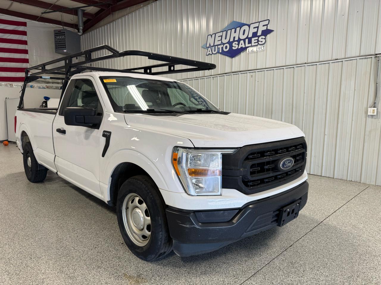 Ford F-150 XLT 2WD Reg Cab 8' Box 2021
