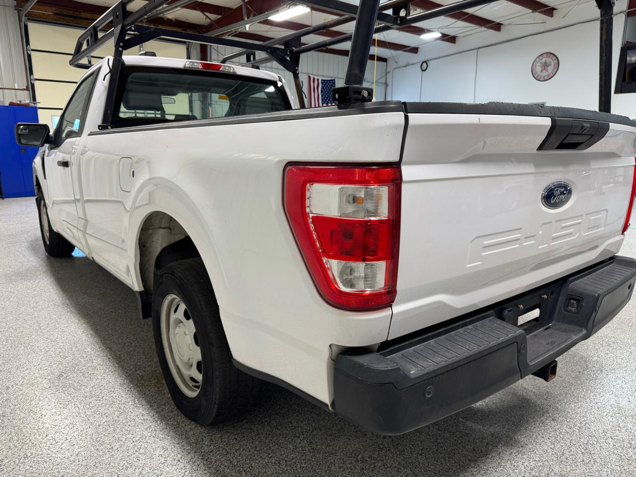 Ford F-150 XLT 2WD Reg Cab 8' Box 2021