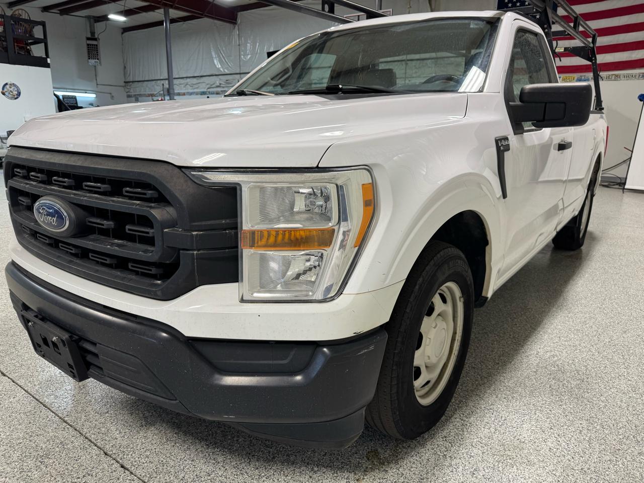 Ford F-150 XLT 2WD Reg Cab 8' Box 2021